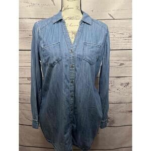 Motherhood Jean Blue Long Sleeve Button-Down Collared Denim Shirt‎